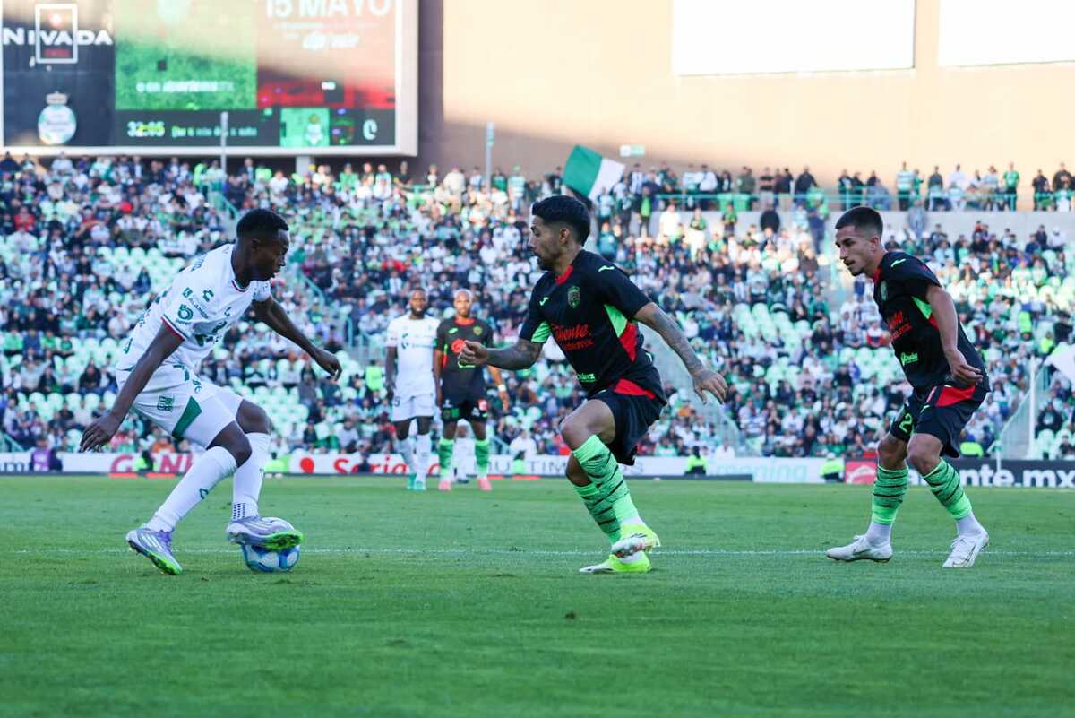 Los Guerreros de Santos Laguna recibieron a los Bravos de Juárez en la jornada 3 del Clausura 2026.| Verónica Rivera.