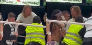 Aficionado se sube al ring e intenta lanzarse desde la tercera cuerda en la Arena México.