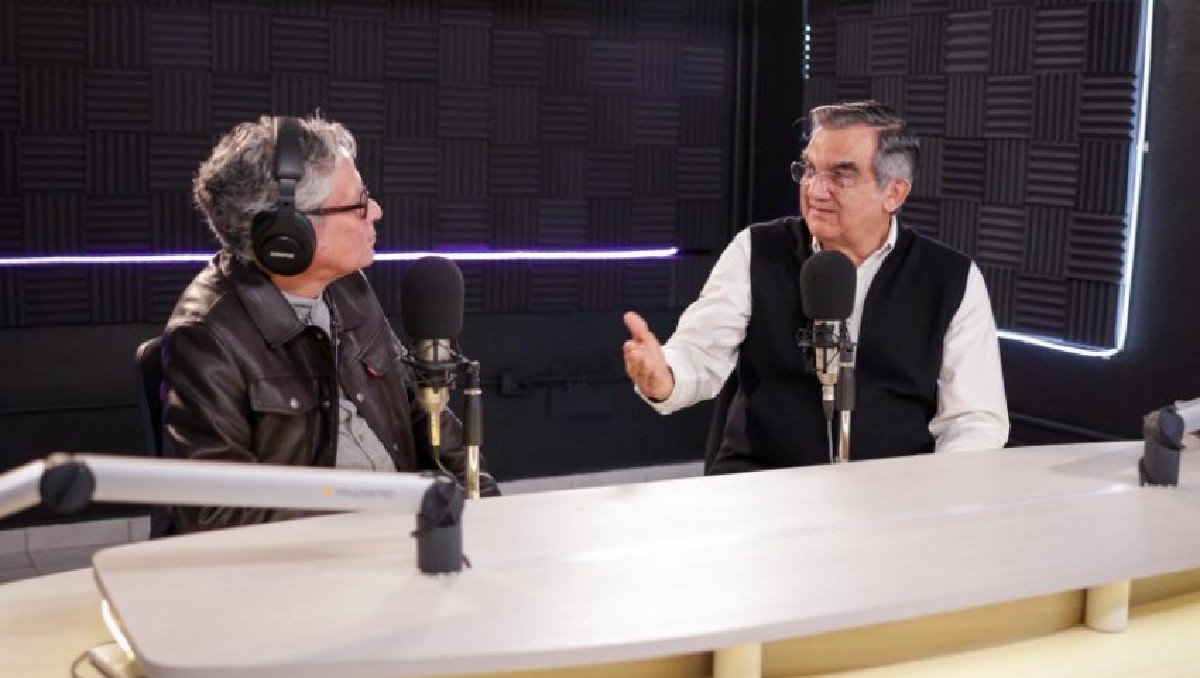 En “Diálogos con Américo”, el gobernador abordó el tema d e la seguridad. (Cortesía)