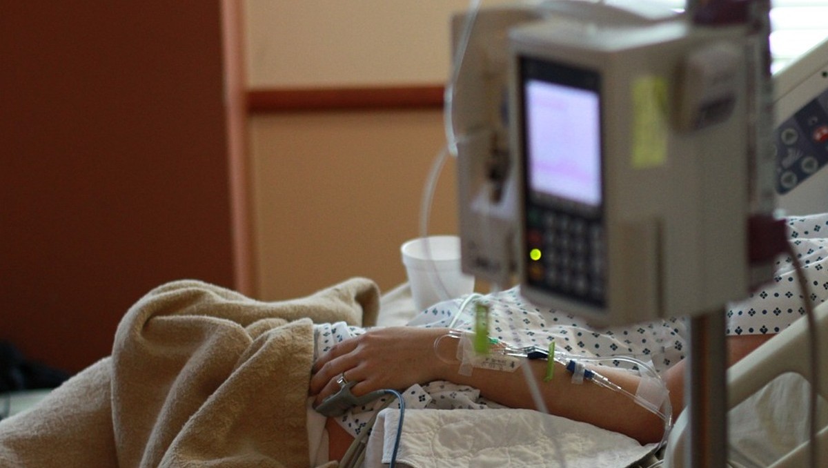 Guanajuato en primer lugar con número de personas hospitalizadas a causa de intoxicación por alcohol.