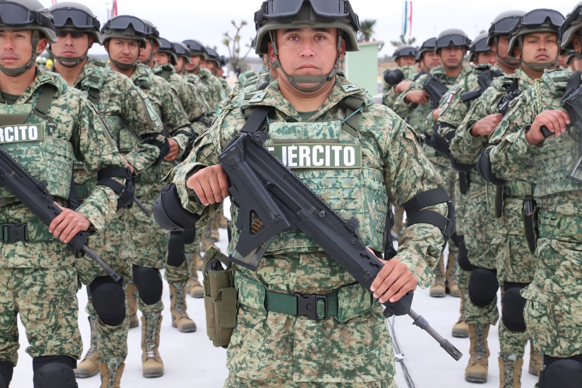 Esto ocurre luego de que un avión de EU aterrizó en el aeropuerto de Toluca (Jesús Quintanar).