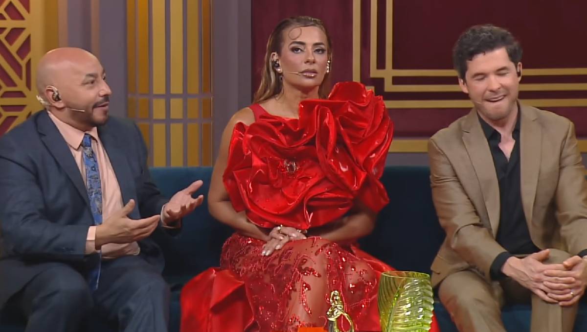 "Que no me prenda la leña este señor": Cecilia Galliano y Lupillo Rivera protagonizan encontronazo durante la gala de '¿Apostarías por mí?'