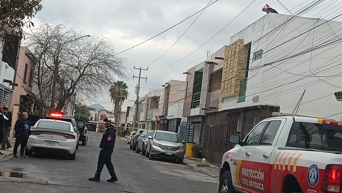 El fallecido recibió una descarga eléctrica cuando estaba en la azotea de la casa. Foto: Lolita Lastra