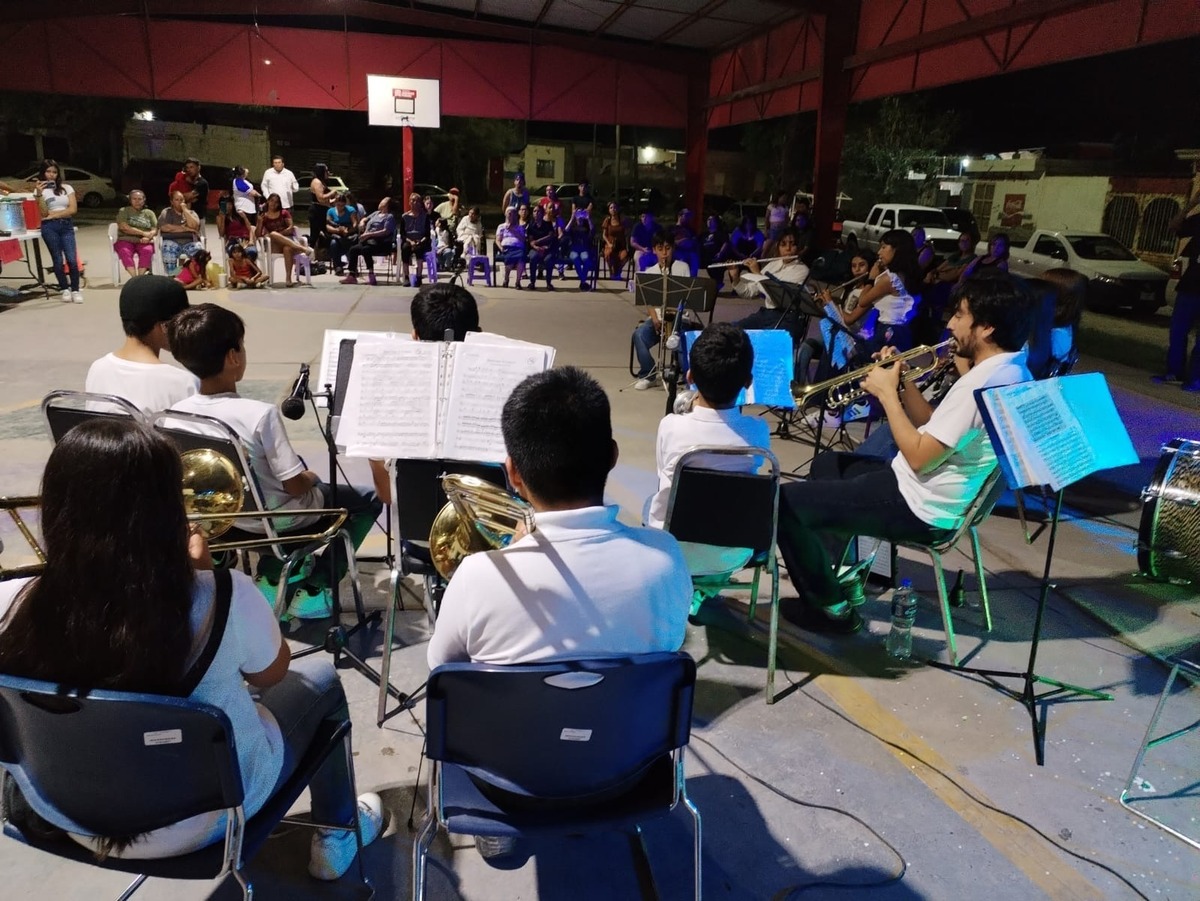 Se ofrecerán incluyen alientos (maderas y metales), coro, guitarra e iniciación musical. | Especial