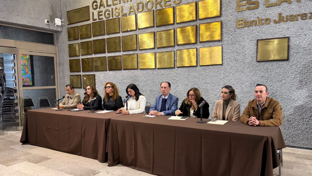 Los organismos autónomos tuvieron una rueda de prensa en el Congreso local. Kevin Recio