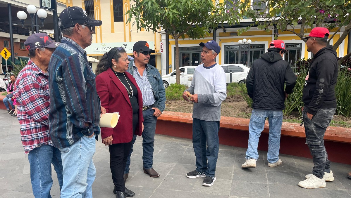 Los pescadores señalan al gobierno municipal de Pueblo Viejo no dejarlos pescar en playa Hermosa. (Yazmín Sánchez)