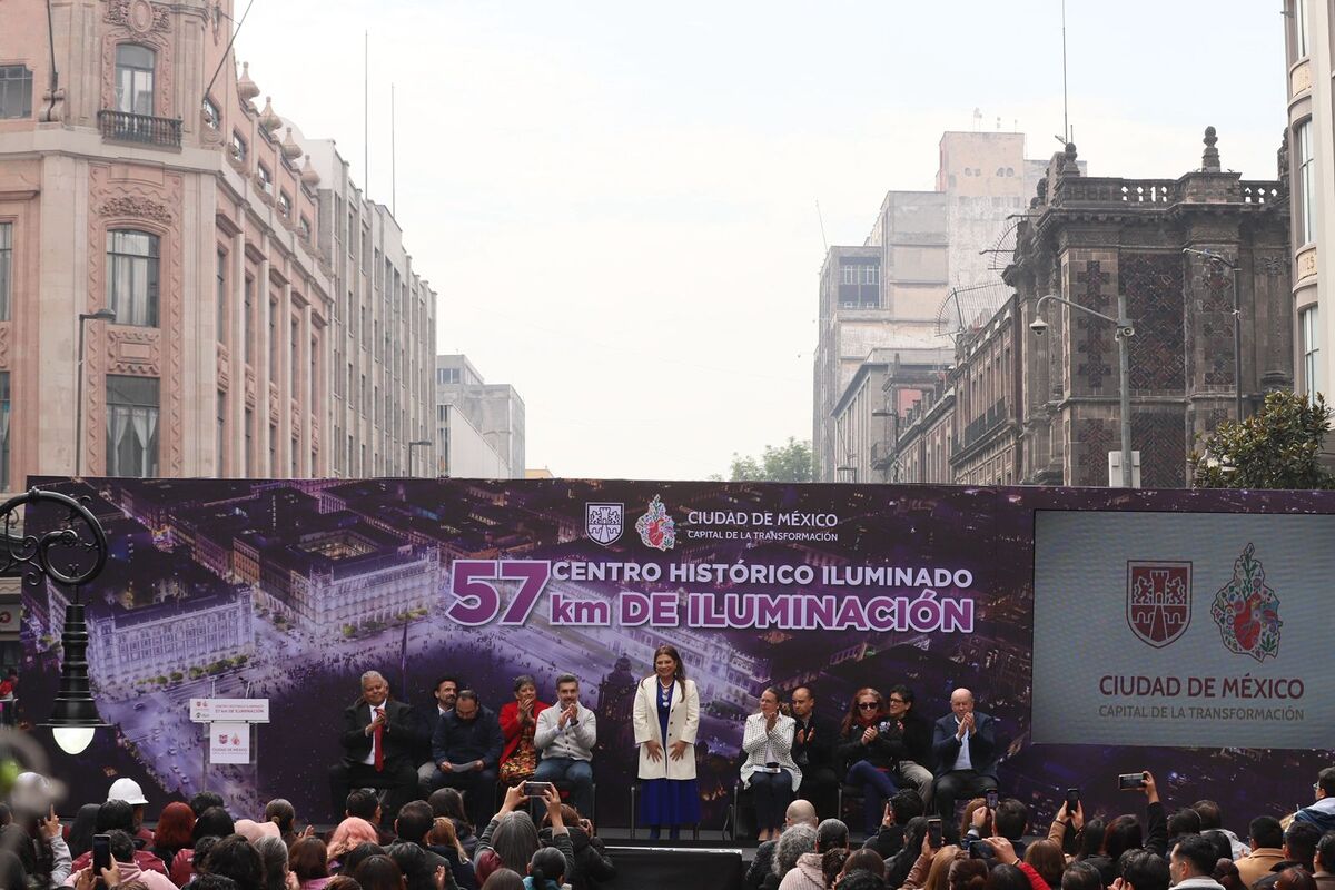 La intervención contempla 15 edificios emblemáticos y 73 mil m² iluminados para los peatones. | Octavio Hoyos.