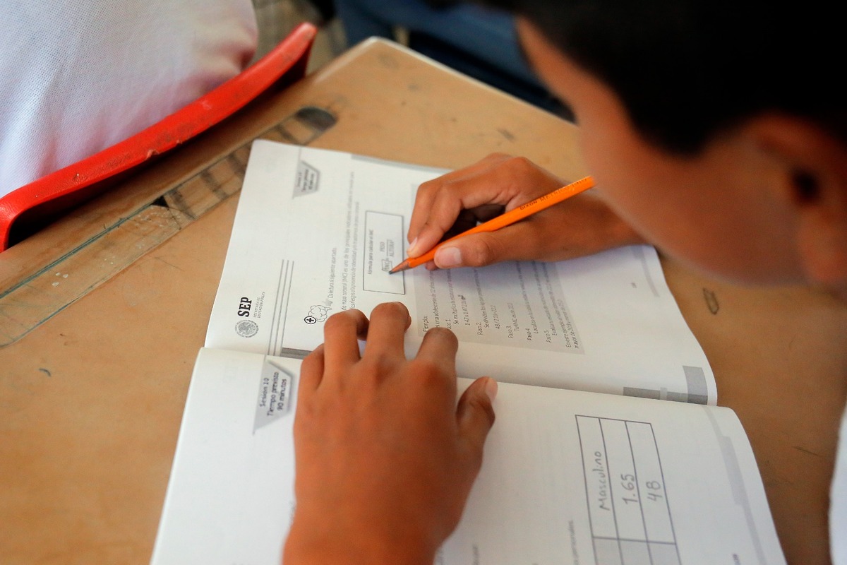 La lectura, su comprensión, así como la escritura se vuelven paradigma escolar y llave para acceder a nuevos conocimientos. | Archivo