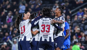 Rayadas de Monterrey vencieron a Cruz Azul gracias a dos magistrales anotaciones de Lucía García y Sofía Martínez