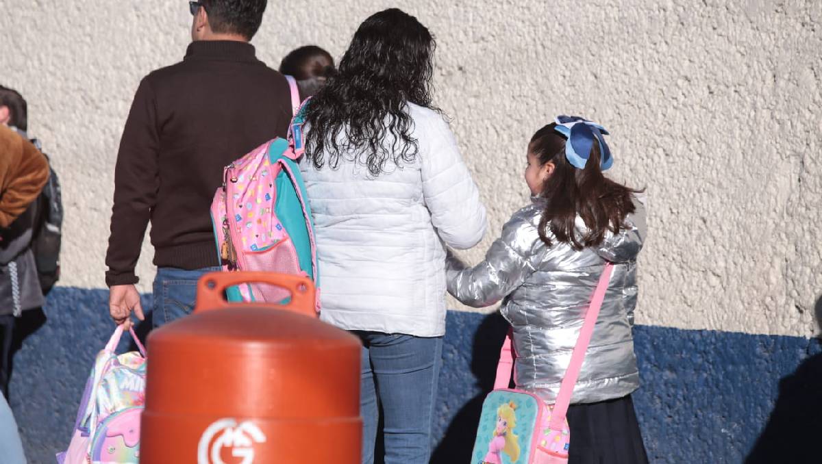 La Secti aplicará clases en línea para cuidar la salud de los estudiantes por el frío. Foto: (Tania Contreras)