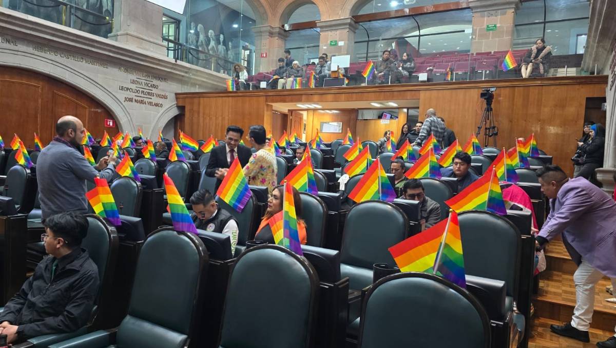 Por primera vez, el Congreso del Edomex escuchó propuestas y demandas de la comunidad LGBTTTIQNB+ para impulsar iniciativas. Foto: Claudia Hidalgo