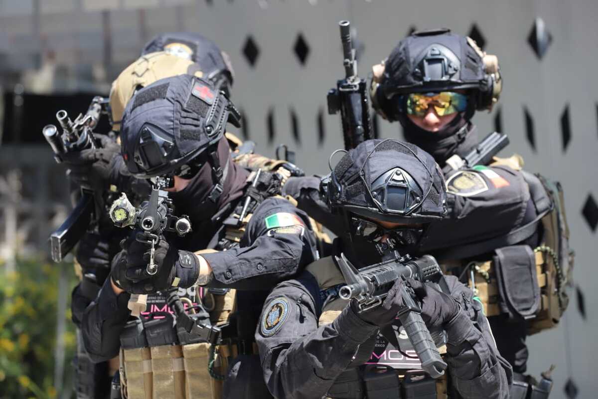 Elementos de reacción inmediata. | Foto: UMOE SSC CDMX Oficial vía Facebook