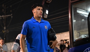 Jorge Sánchez, lateral mexicano de Cruz Azul, estaría en charlas para regresar a Europa, más precisamente en el PAOK de la Liga de Grecia