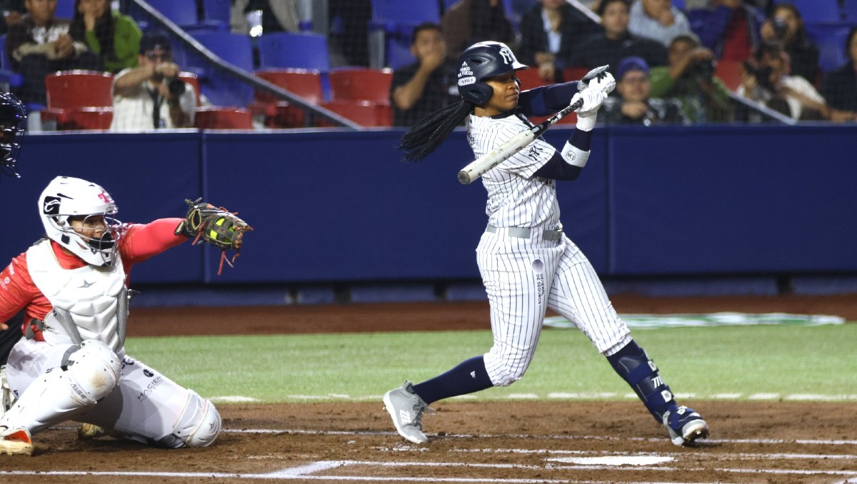 Sultanes cae ante Olmecas en su debut en la Liga Mexicana de Softbol 2026 (Roberto Alanís)