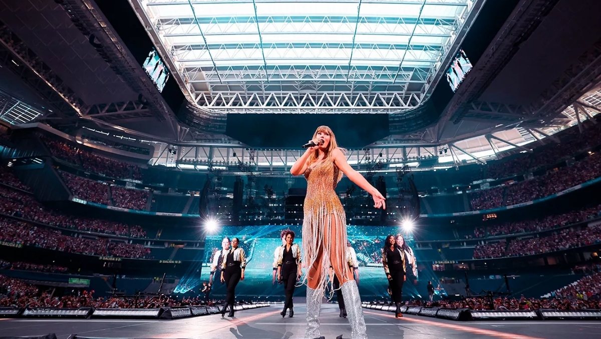 Taylor Swift durante su concierto en el Estadio Santiago Bernabéu (www.realmadrid.com)