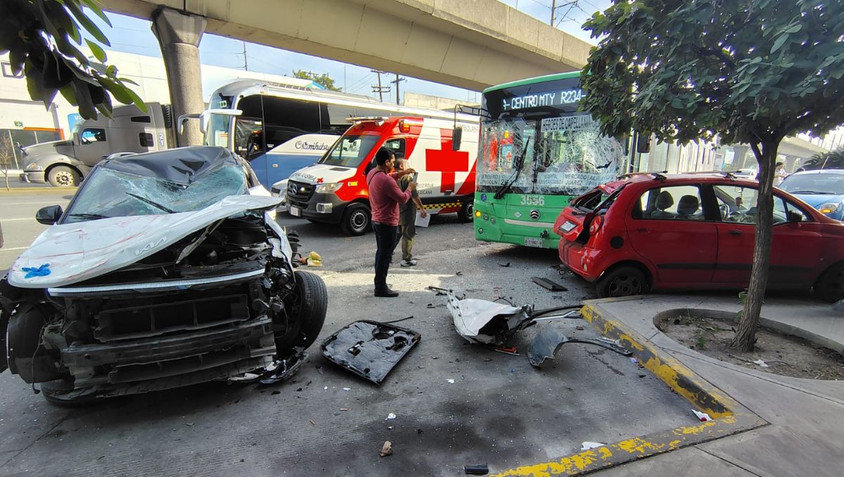 El accidente ocurrió en el cruce de la avenida Colón y la calle Artículo 123. Agustín Martínez