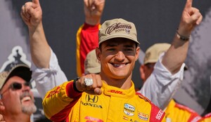 Alex Palou deberá pagar 12 millones de dólares a McLaren Racing por incumplimiento de contrato, luego de que la demanda falló en su contra