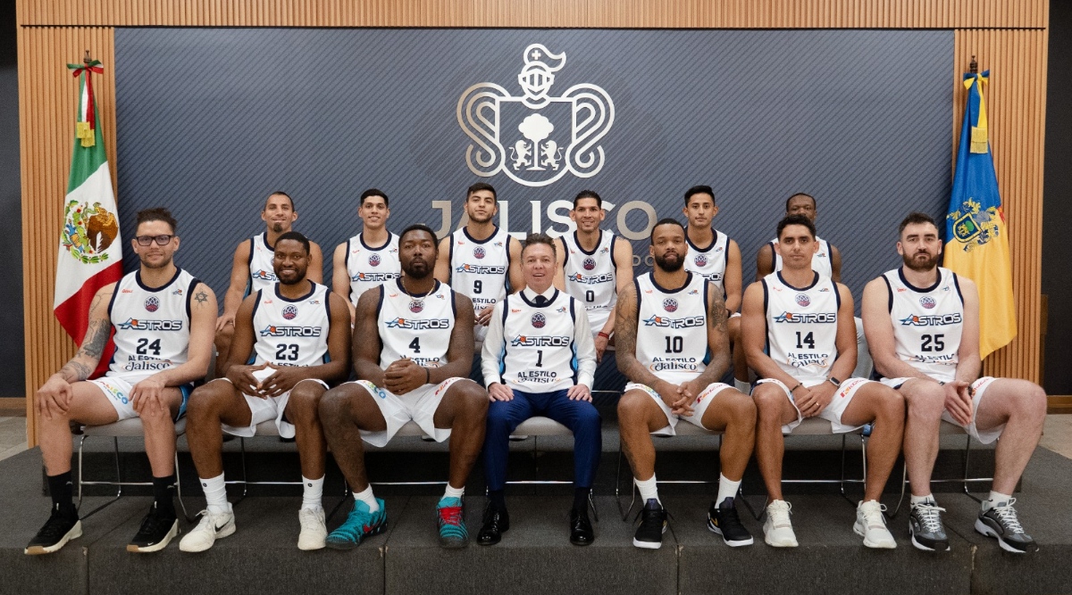 La escuadra tapatía debutará en el torneo y el gobernador les deseó suerte (Foto: Cortesía)