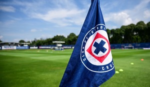 Tras la reciente negociación caída de Miguel Borja, vuelven a destacar otros casos de jugadores como Luka Jovic, los cuales Cruz Azul no logró fichar