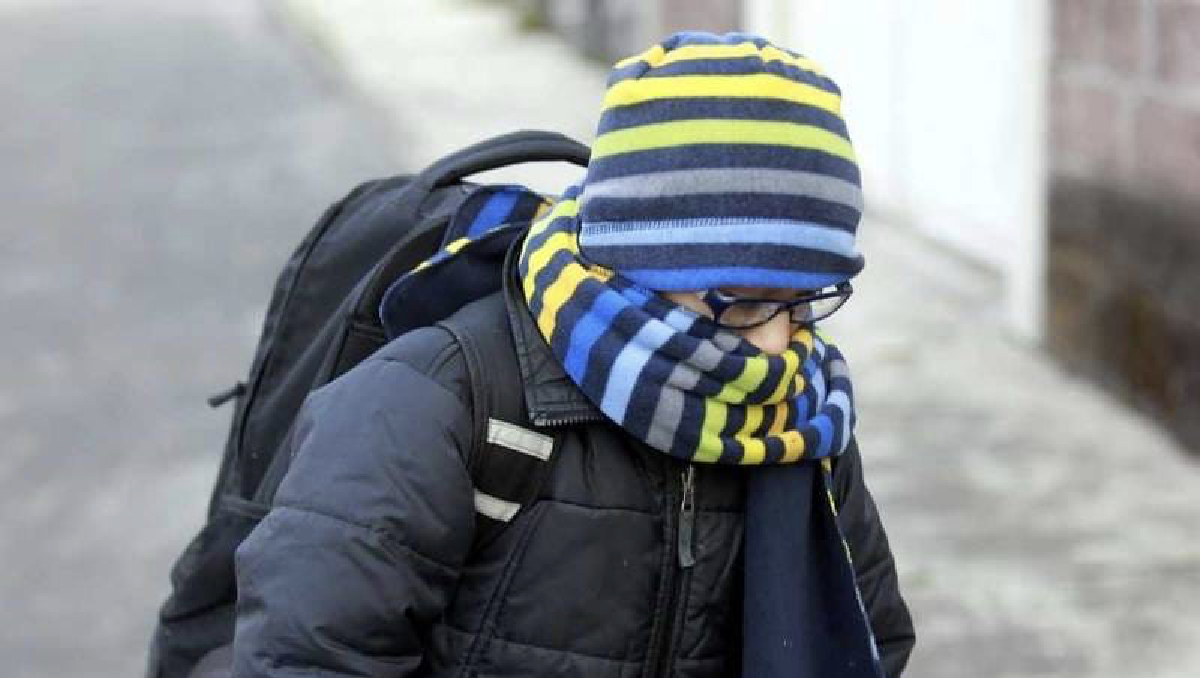 Por las bajas temperaturas, los gobiernos locales decidieron suspender las clases presenciales en Puebla. | Especial