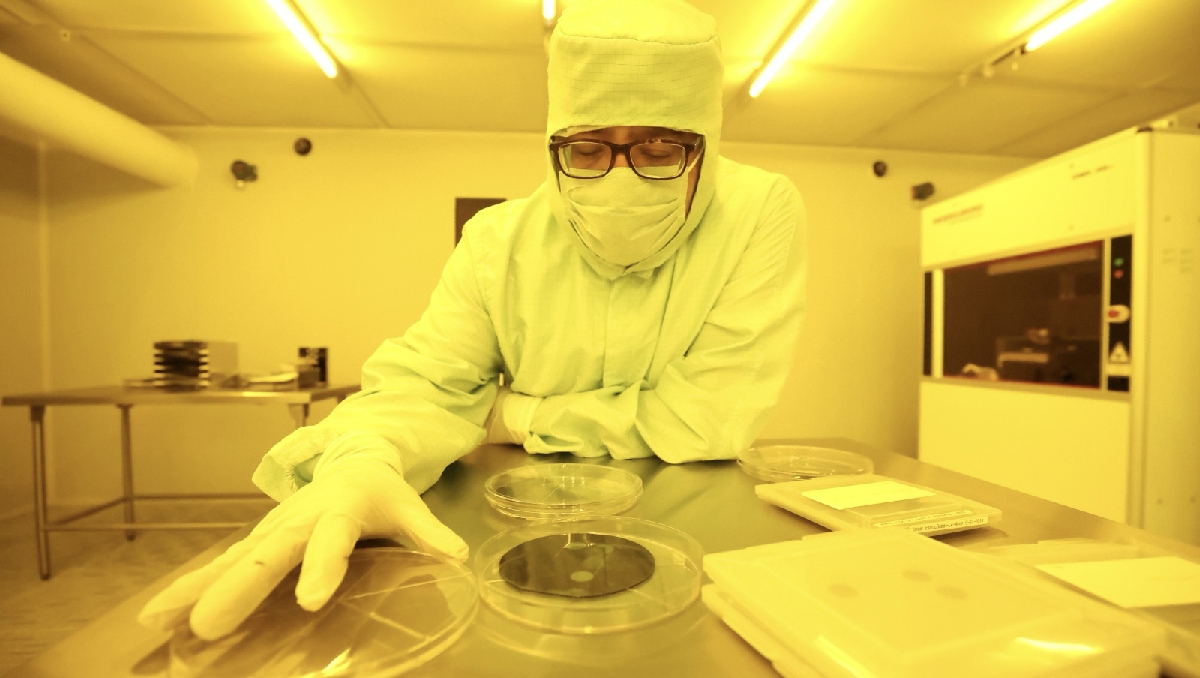 Con un ‘Cuarto Limpio’, IPN impulsa elaboración de semiconductores