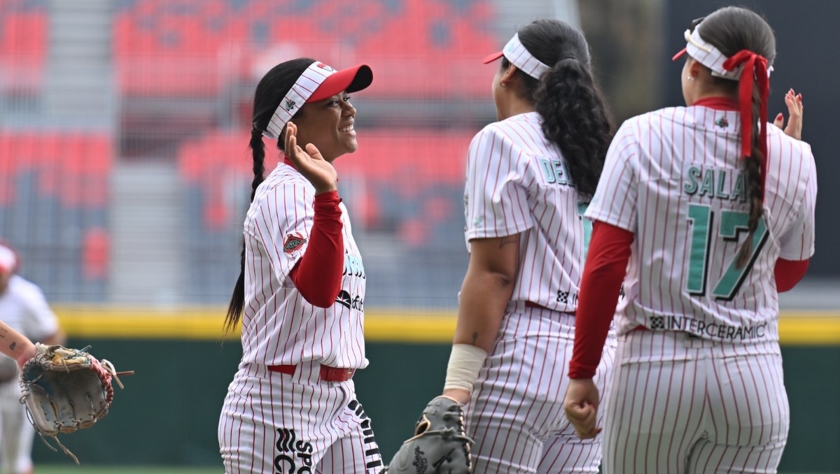 Diablos Rojos Femenil llega a 40 victorias en LMS venciendo a Naranjeros Softbol