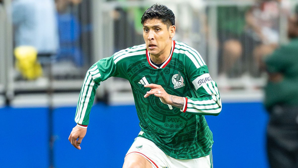 Edson Álvarez recae de su lesión en el tobillo y causa baja por tiempo indefinido en Fenerbahce (Imago7)