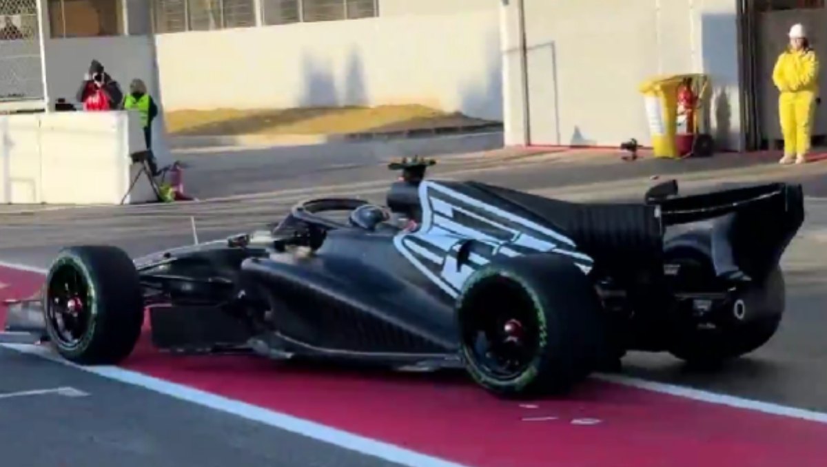 Cadillac, presente en primeras pruebas de la F1 en Barcelona (X: @F1)