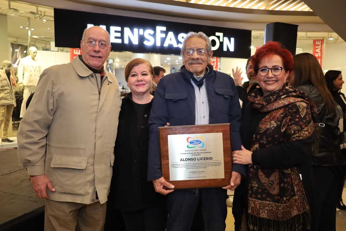 Homenajean a Alonso Licerio y a precursores de la gráfica en La Laguna.| Verónica Rivera