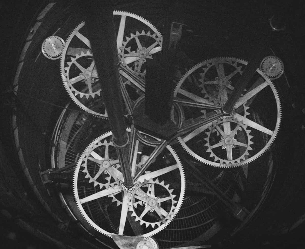 El reloj del Long Now promete desacelerar nuestra visión del futuro. CORTESIA.