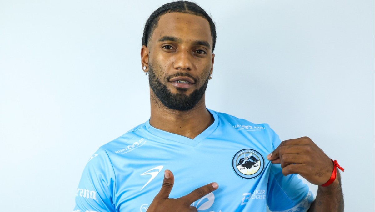 El delantero uruguayo Joel Martínez se presentó como refuerzo de la Jaiba Brava.