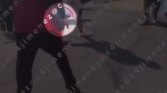 Hasta el momento se desconoce la identidad de la persona que tenía el arma. (Foto: @c4jimenez)