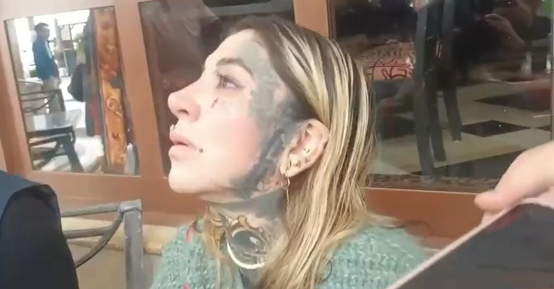 La víctima también fue violentada físicamente durante su relación.