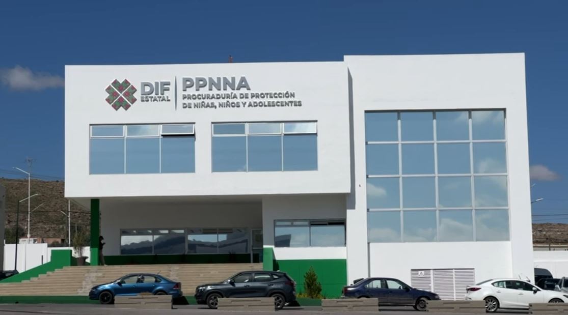 Los niños fueron rescatados por las autoridades. | Foto: Captura de pantalla