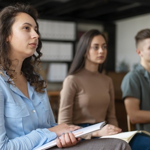 Esta convocatoria cierra el 22 de febrero de 2026 y la publicación de resultados se dará el 13 de abril.