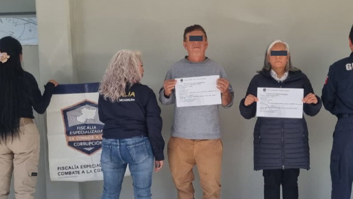 Las autoridades también detuvieron a Sandra 'N', ex directora de Obras Públicas. | Especial