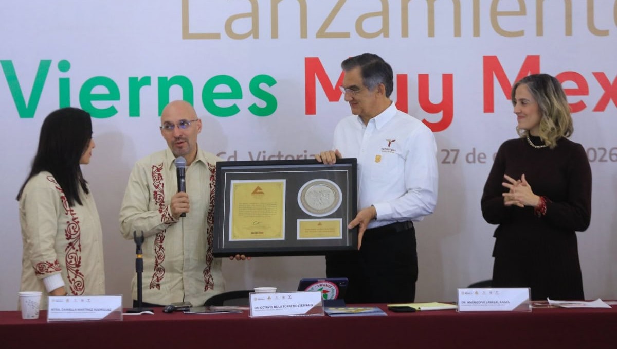 Concanaco entregó al gobernador de Tamaulipas, Américo Villarreal Anaya, el galardón “México Muy Mexicano”