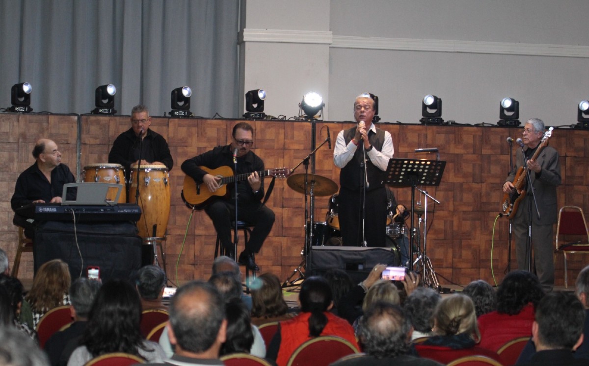 Deleitan con su música y ayudan a Mariel Santiago en Tampico. | Sergio Sánchez