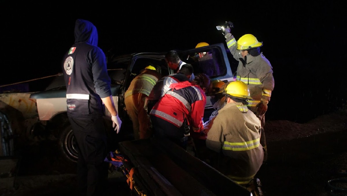 Labores de equipo de emergencia en Guanajuato ARCHIVO | Dany Béjar.