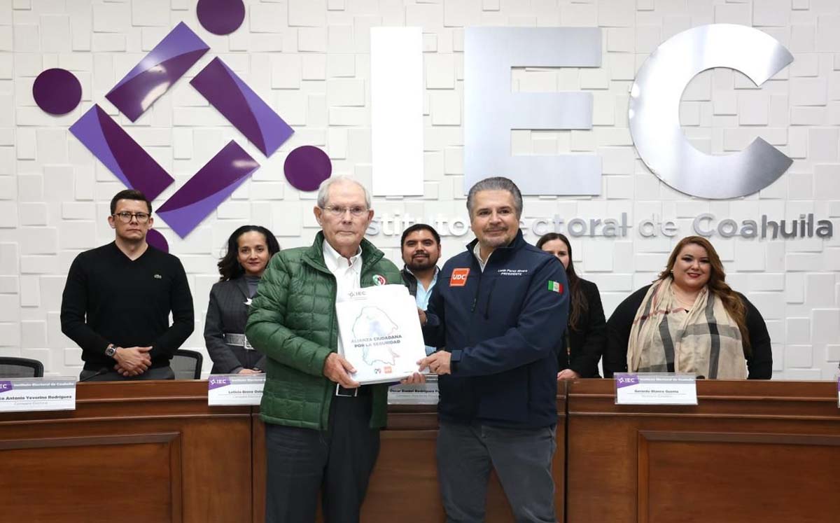 PRI y UDC registran coalición para elección local en Congreso de Coahuila. | Foto: Especial