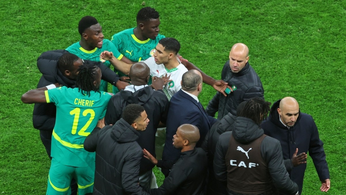 Senegal y Marruecos reciben fuertes multas tras caótica Final de la Copa Africana de Naciones (AP)