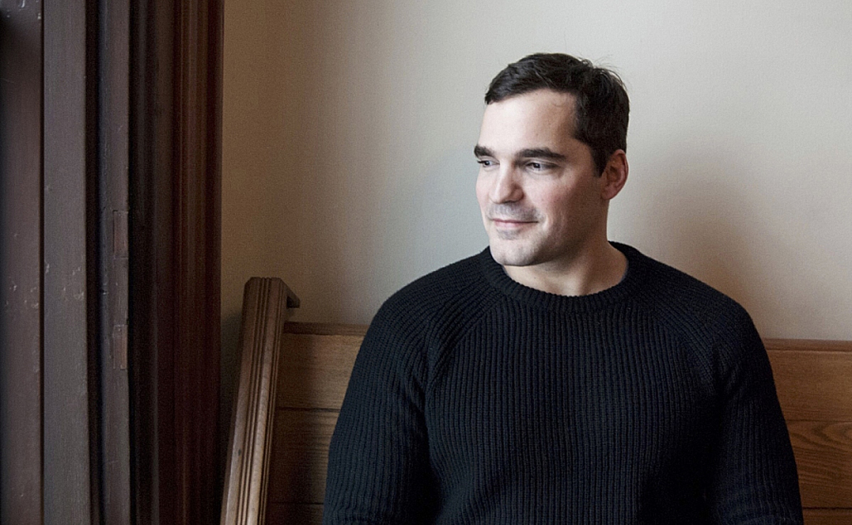 Bennett Sims, escritor estadunidense. (Two Dollar Radio)