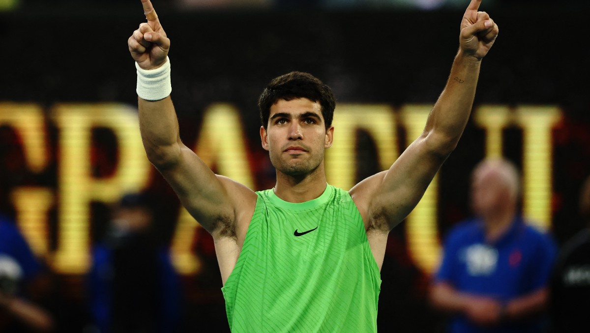 Carlos Alcaraz alcanza su primera final del Abierto de Australia con milagrosa e histórica victoria sobre Zverev