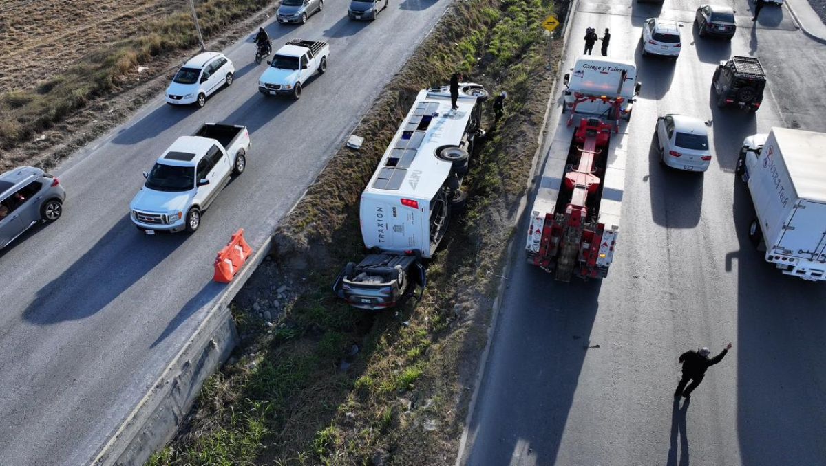 La zona presenta tráfico intenso debido a las maniobras de rescate. Omar Benavides