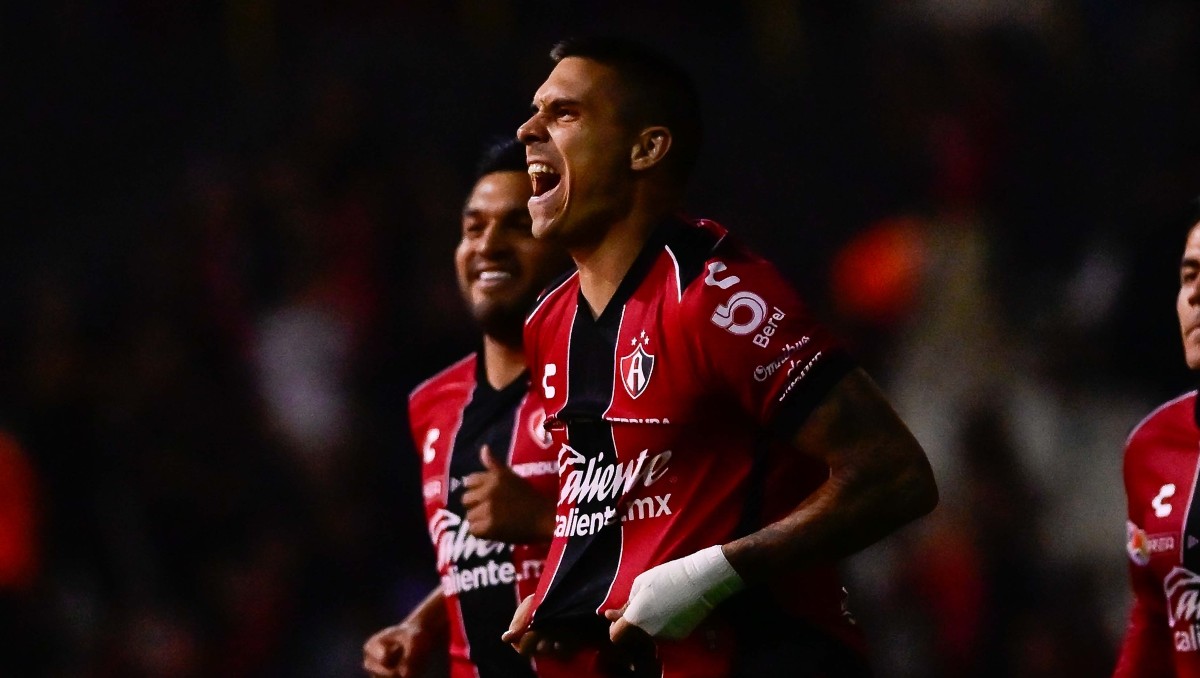 Djuka llega al partido contra Mazatlán en medio de rumores de salida del Atlas (Mexsport)