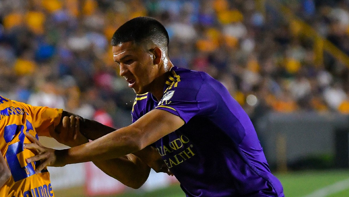 ¿Cuándo llega César Araújo a Nuevo León para cerrar fichaje con Tigres? (Imago7)