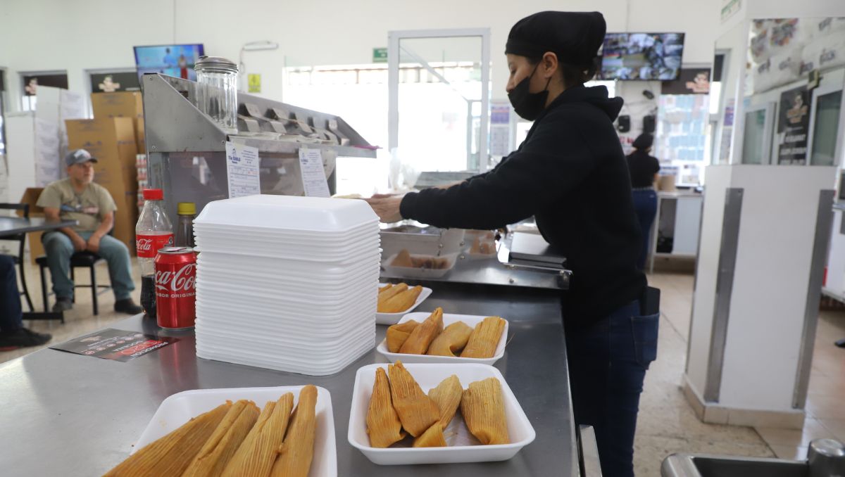 El tradicional pago con tamales será más caro este 2026, debido al alza en insumos. Leonel Rocha