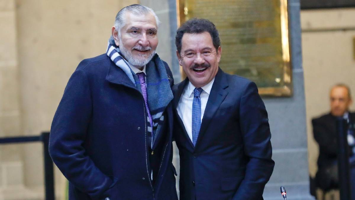 Adán Augusto López e Ignacio Mier en la reunión plenaria de Morena este 1 de febrero (@NachoMierV)