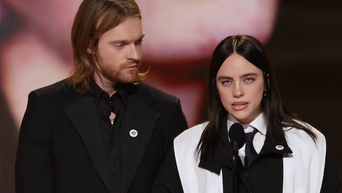 “Que se joda… nadie es ilegal en tierra robada”: la protesta de Billie Eilish contra ICE en los Grammy