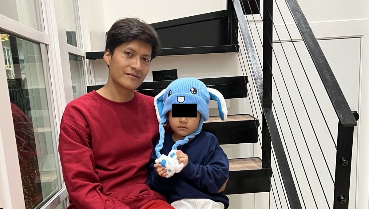 Liam, niño de 5 años detenido durante una redada del ICE, es liberado y regresa a casa con su padre
